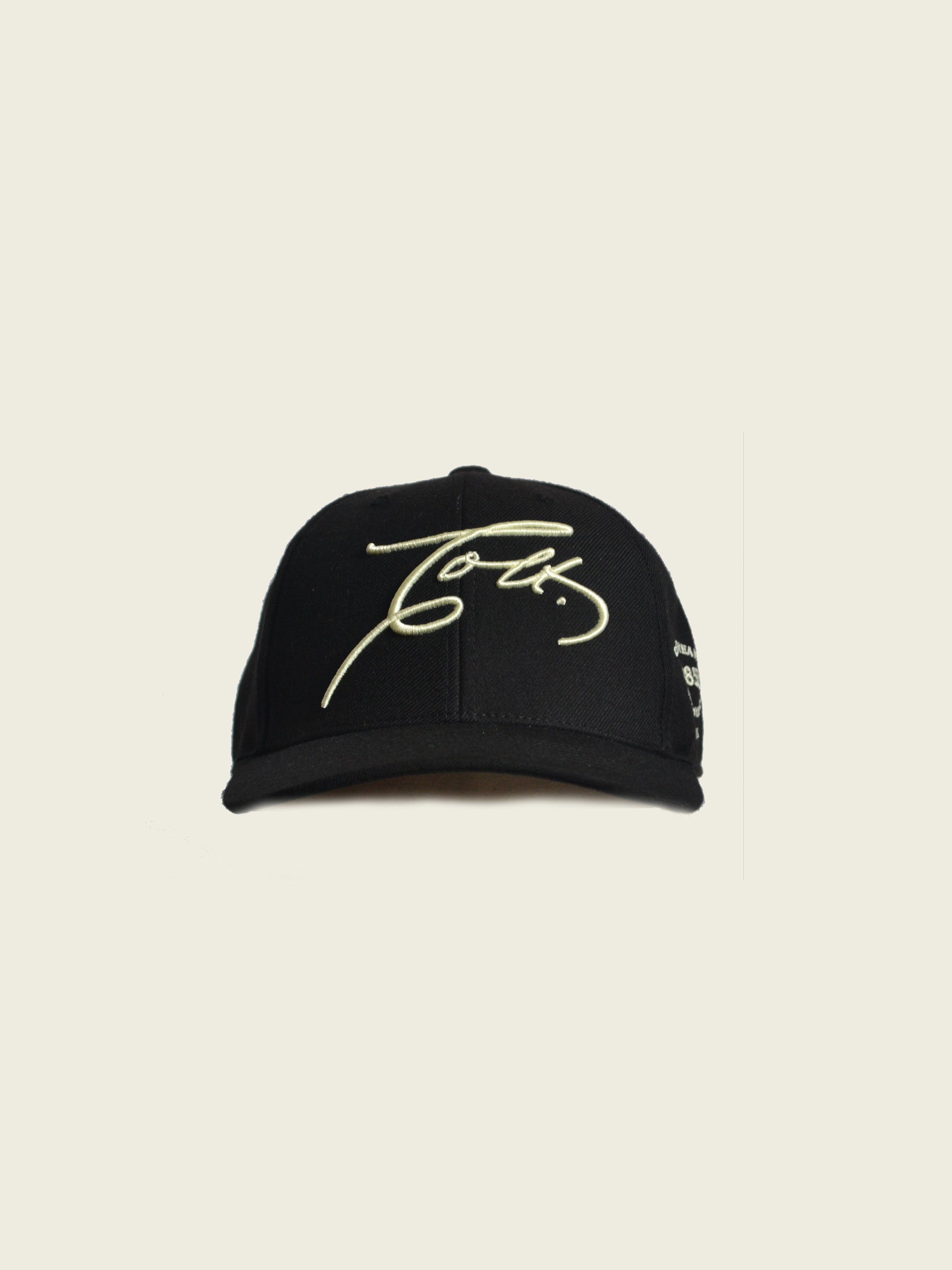 Signature Baseball Cap in Black
