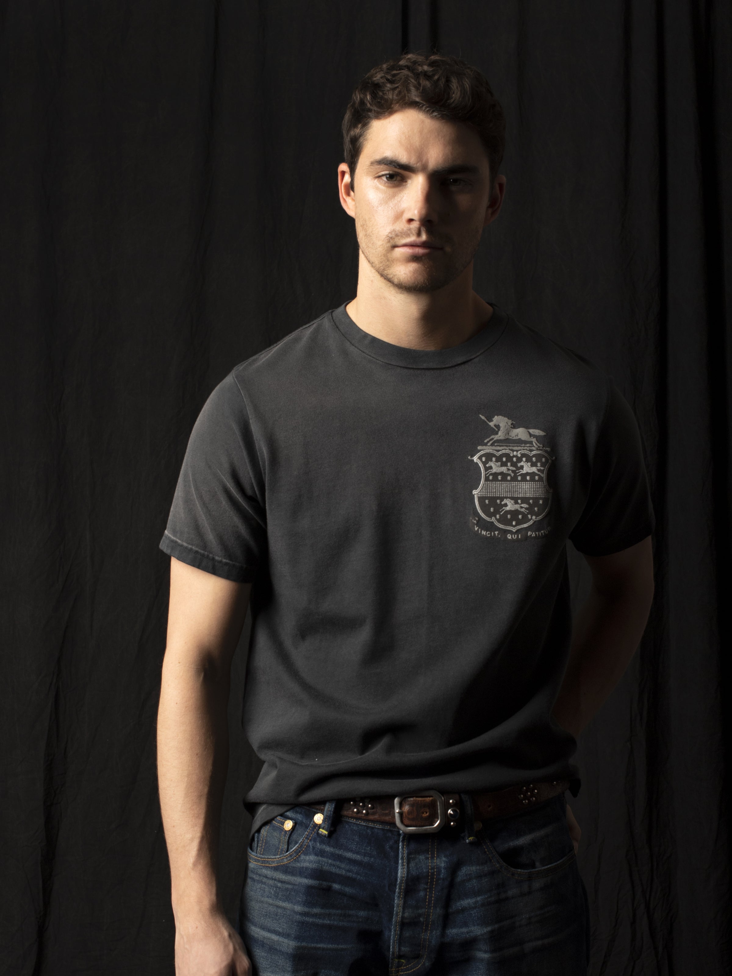 Colt Crest Western Back Tee in Sun faded Midnight